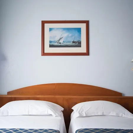 莱万特酒店 酒店