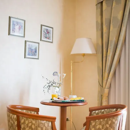 莱万特酒店 酒店