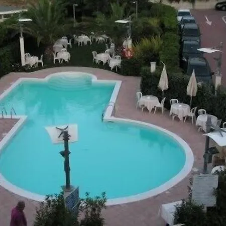 Levante Hotel