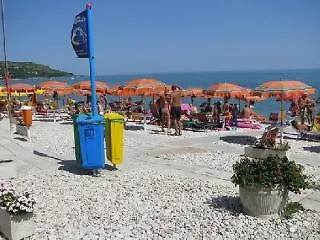 Levante Hotel 4*